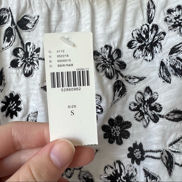 Anthropologie White Off the Shoulder Floral Embroidered Blouse - Picture 5 of 7